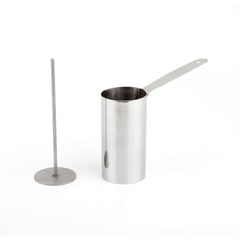 Cylinder form i rustfrit stål med stempel til anretning